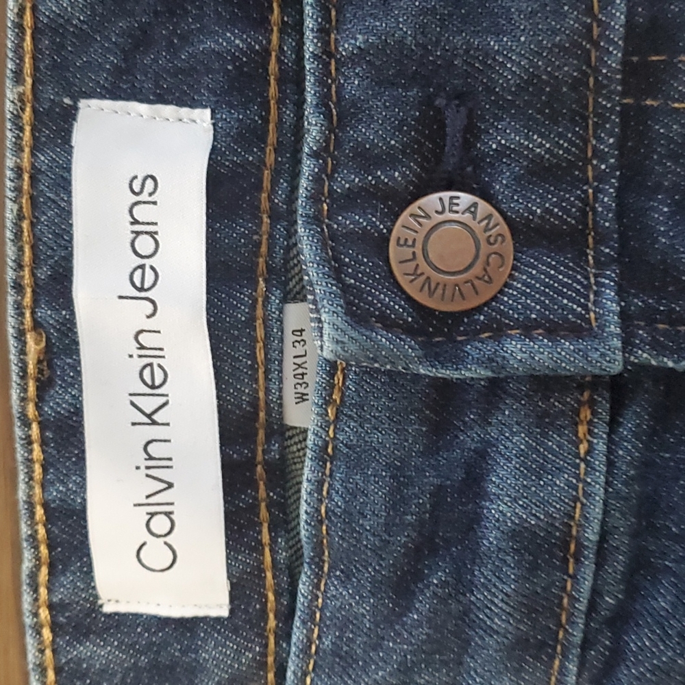 Calvin Klein Dark Wash Jeans 34 x 34 NWT - Picture 4 of 6